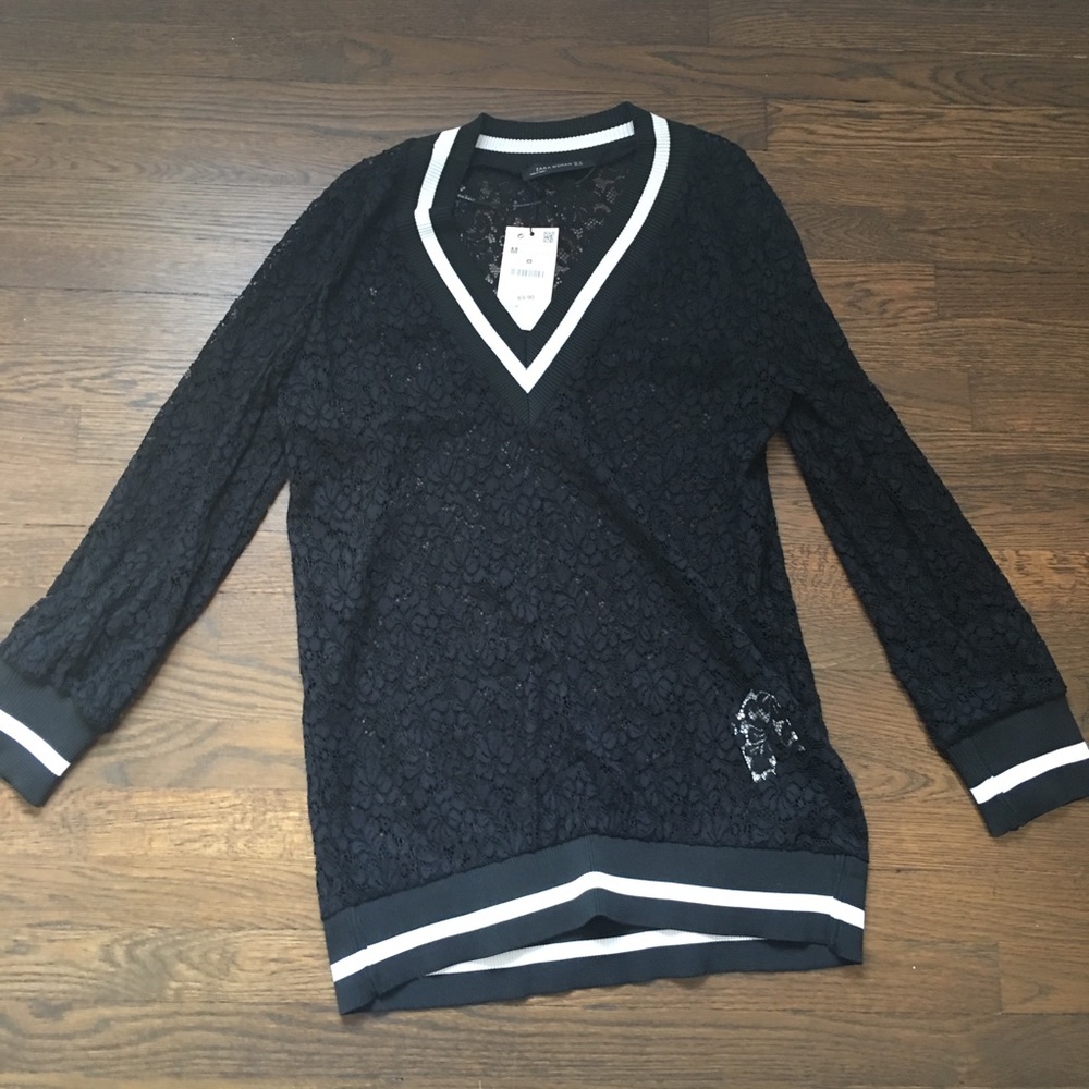 NWT ZARA long sleeve lace top / sweater